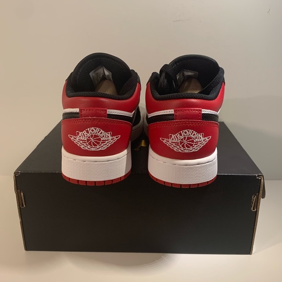 [BRAND NEW] AIR JORDAN 1 LOW BRED TOE (2021) GRADE SCHOOL SHOES SIZE 4Y SNEAKERS - Picture 6 of 7